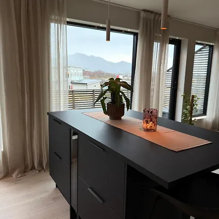 In The Middle Of Lofoten Appartement